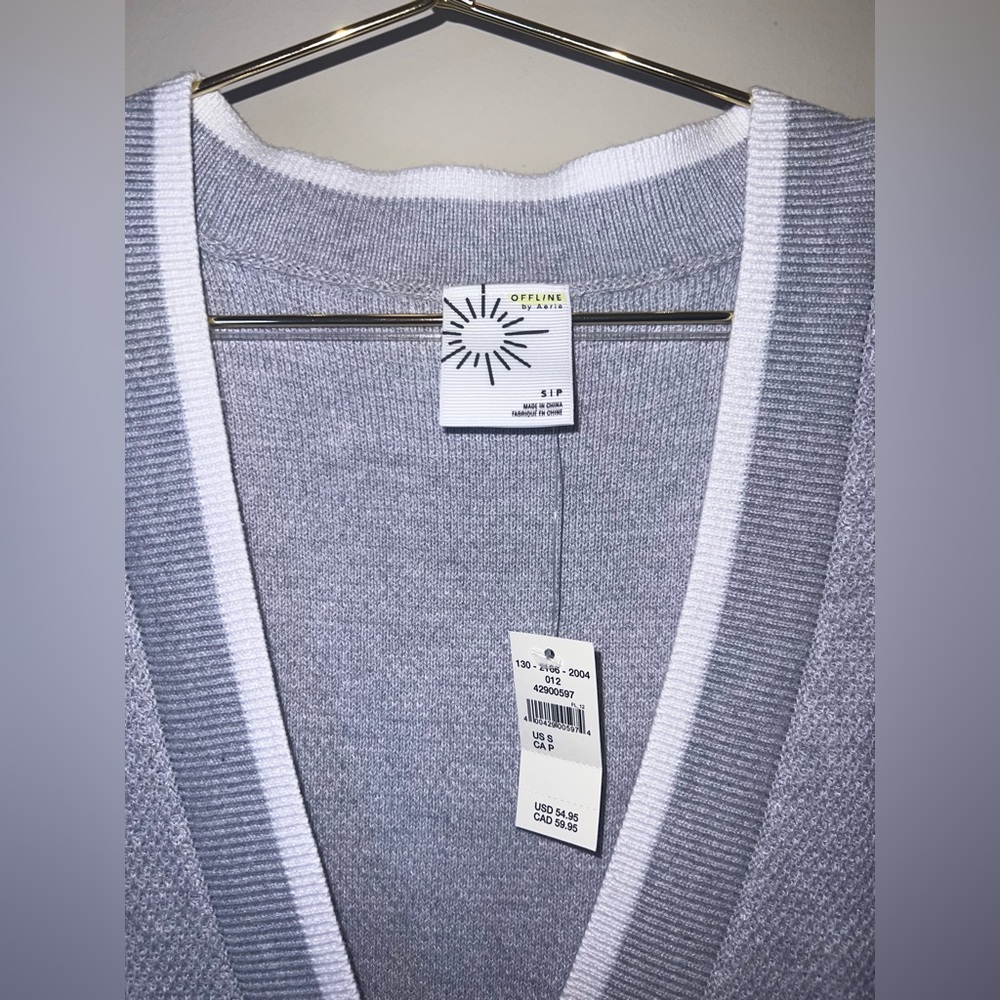 Aerie Offline Gray Knit Sweater Vest Button Front Small | NWT - Picture 3 of 8